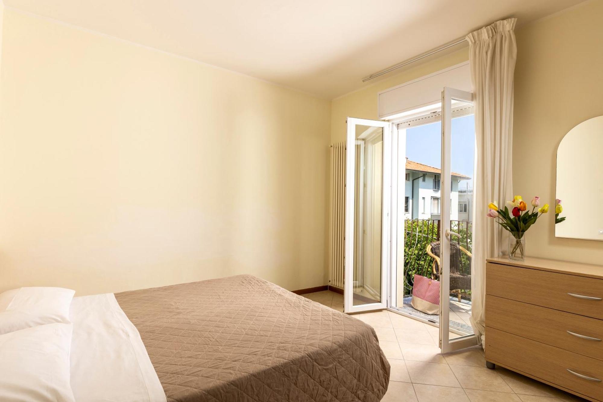 Residence Uno Studio&Suites Rimini Luaran gambar