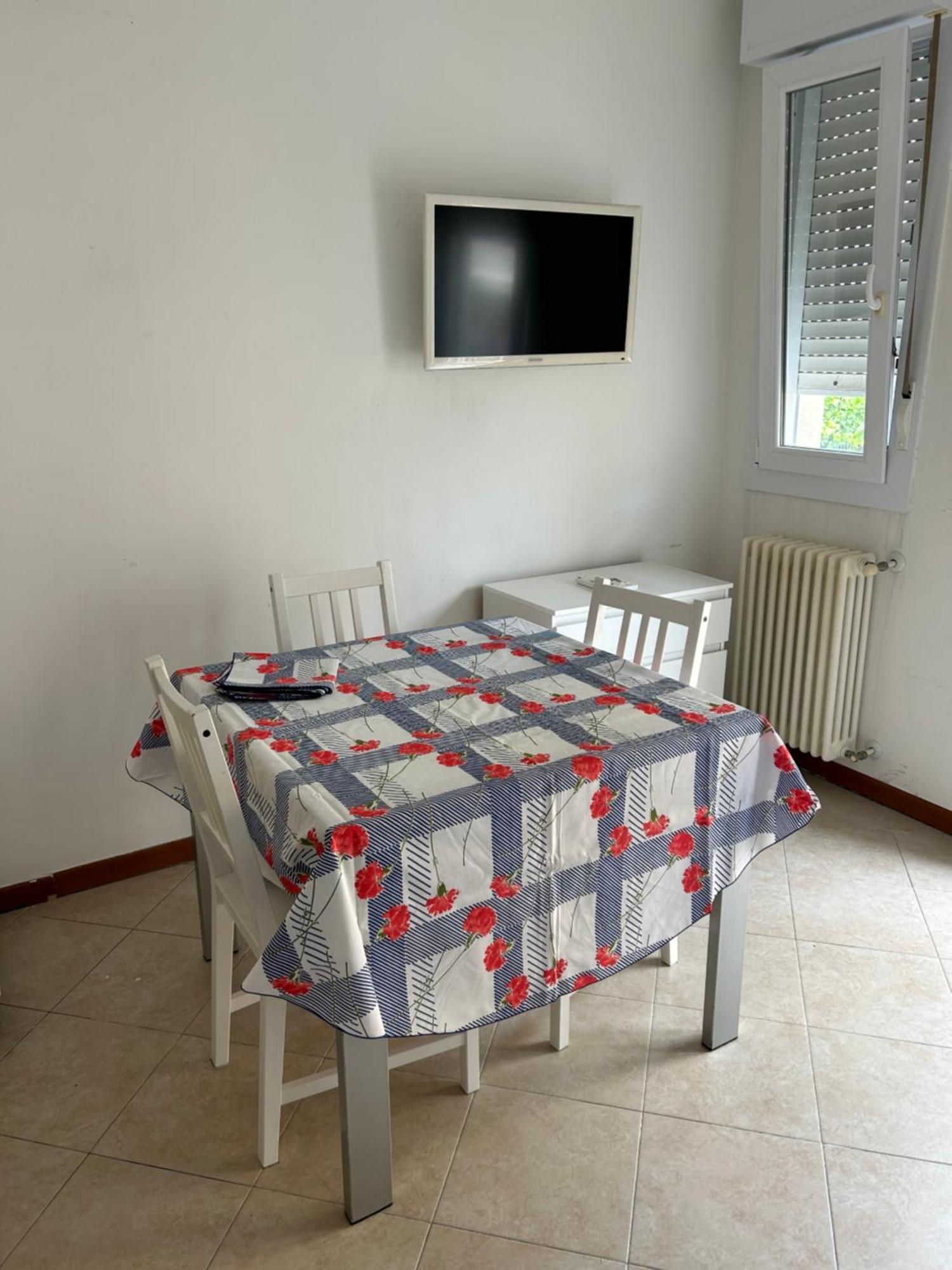 Residence Uno Studio&Suites Rimini Luaran gambar