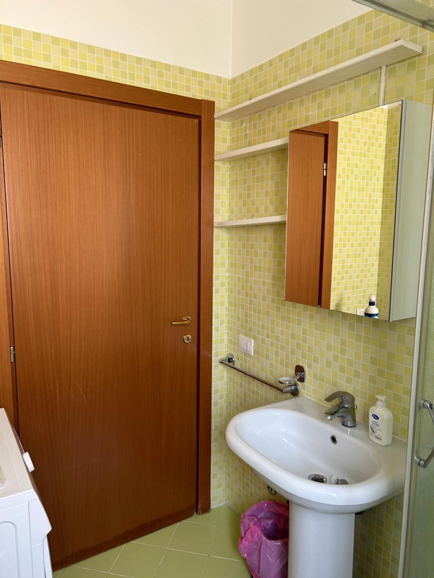 Residence Uno Studio&Suites Rimini Luaran gambar