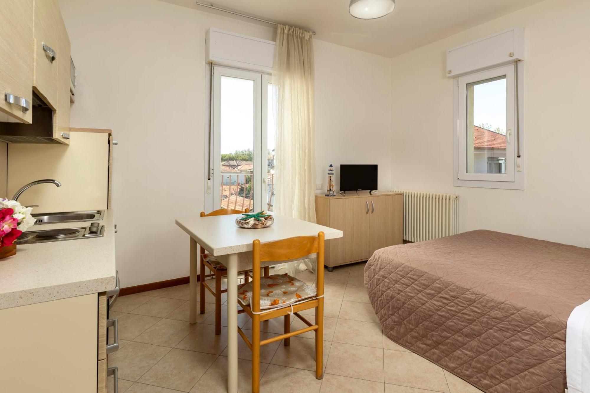 Residence Uno Studio&Suites Rimini Luaran gambar