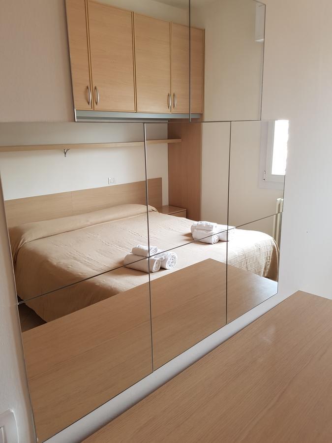 Residence Uno Studio&Suites Rimini Luaran gambar