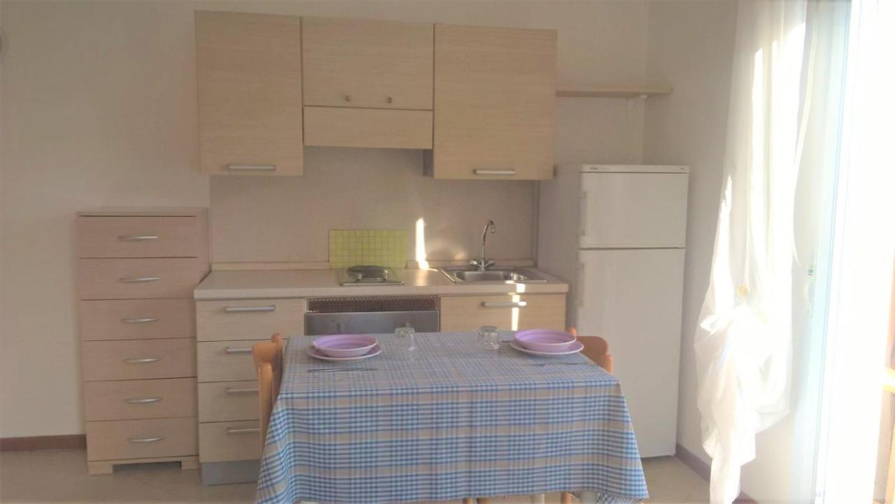 Residence Uno Studio&Suites Rimini Luaran gambar