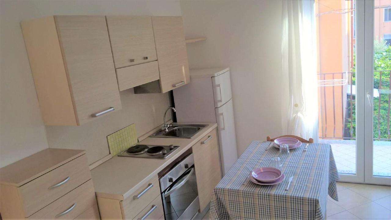 Residence Uno Studio&Suites Rimini Luaran gambar
